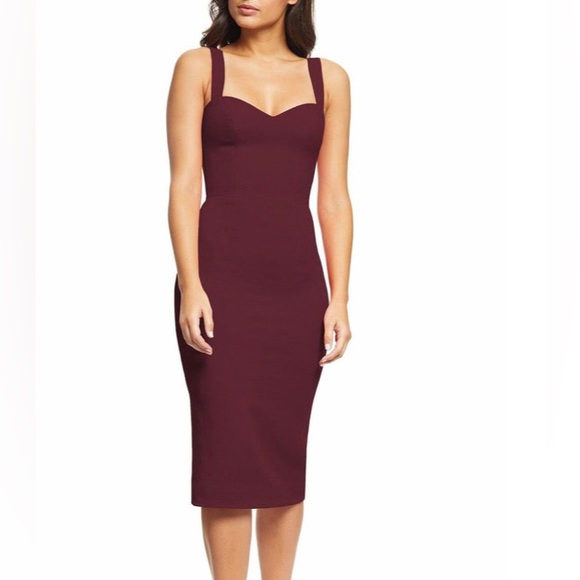 Nicole dress from Dress the Population size small in Burgundy - Picture 2 of 3